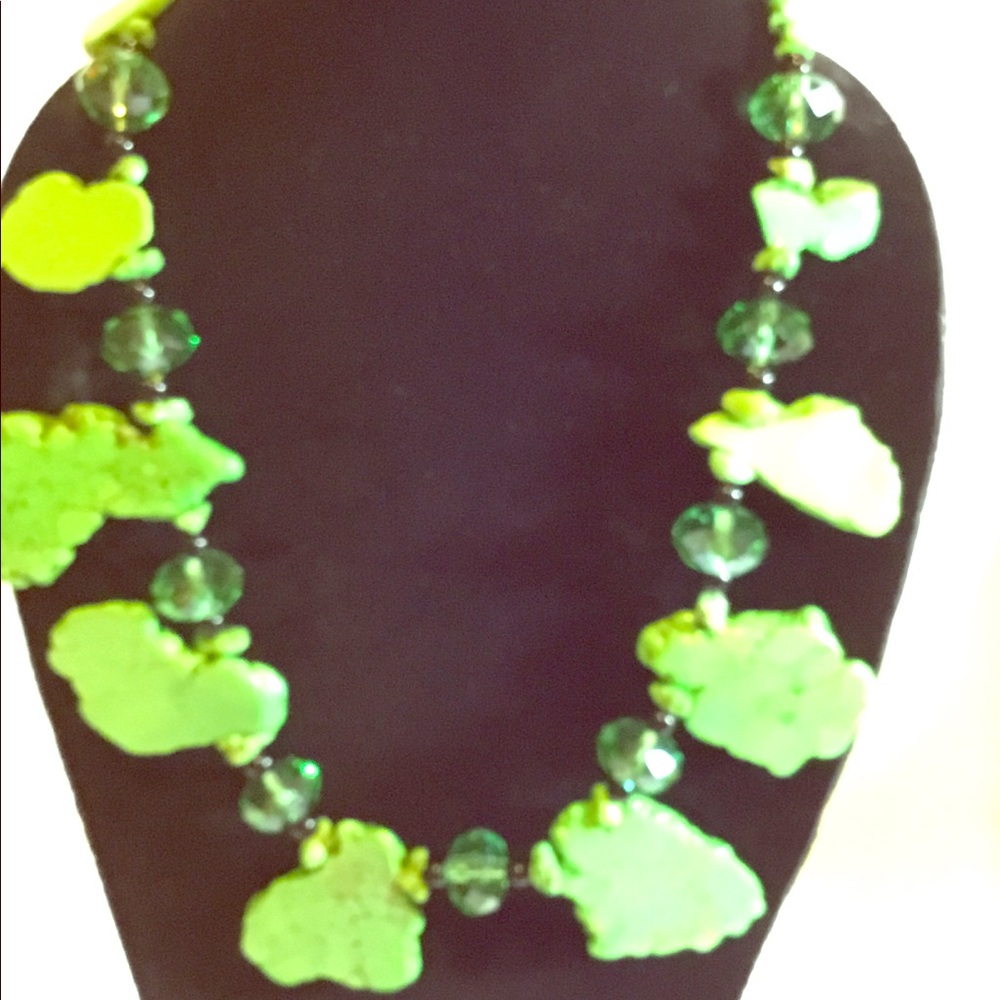 Necklace made of green turquoise, natural shapes